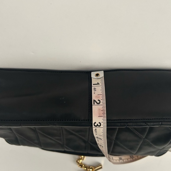 St. John Black Quilted Leather Shoulder Bag - Picture 15 of 15